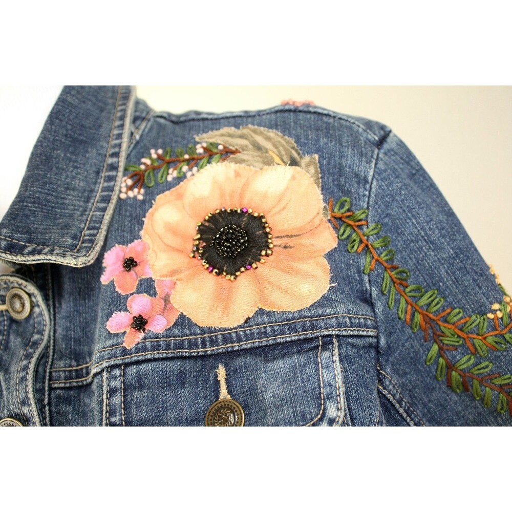 Upcycled OOAK LIVE A LITTLE Denim Jacket Embroidered Beaded Floral Applique XL * - Picture 4 of 13